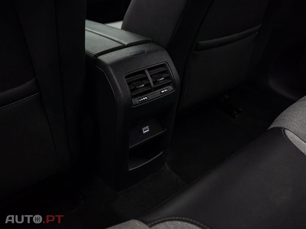 Opel Astra 1.6 T PHEV Elegance