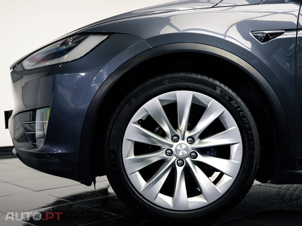 Tesla Model X 100 kWh Long Range AWD