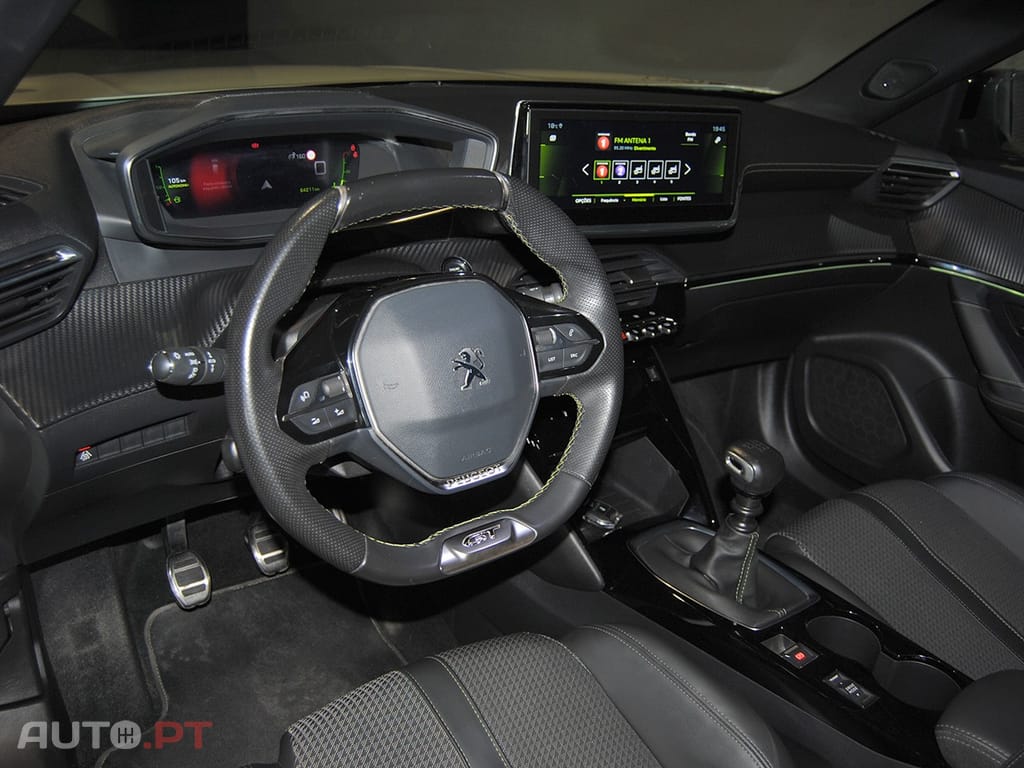 Peugeot 2008 1.2 PureTech GT Line