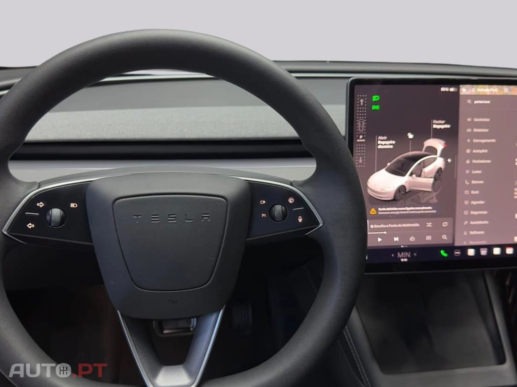 Tesla Model 3 Standard RWD