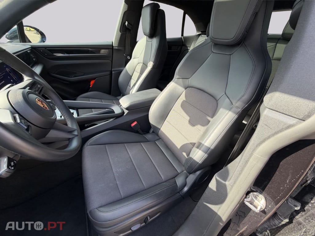 Porsche Macan I.V.A DEDUTIVEL