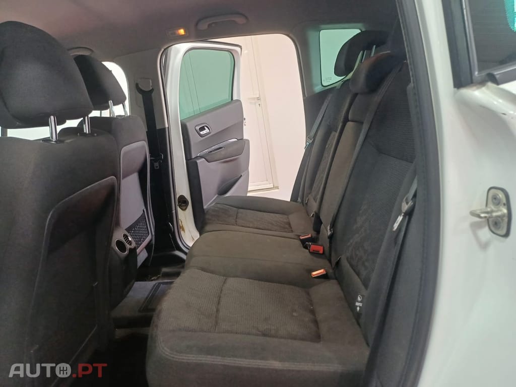 Peugeot 3008 2.0 HDi Hybrid4