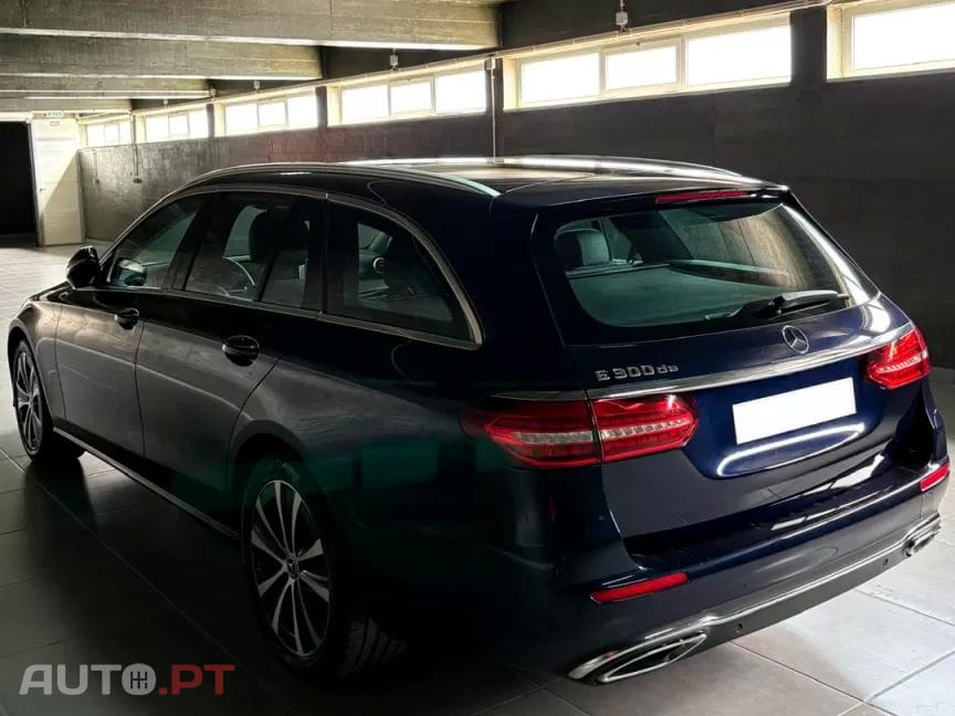 Mercedes-Benz E 300 d 4Matic 9G-TRONIC