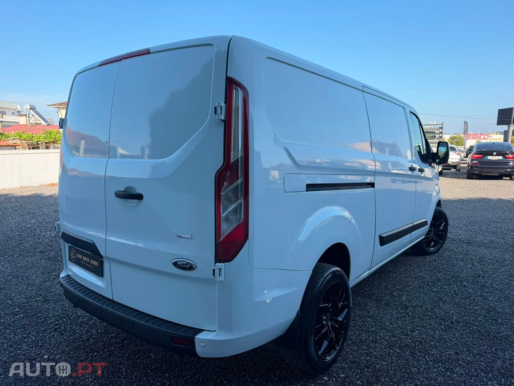 Ford Transit Custom LONGA
