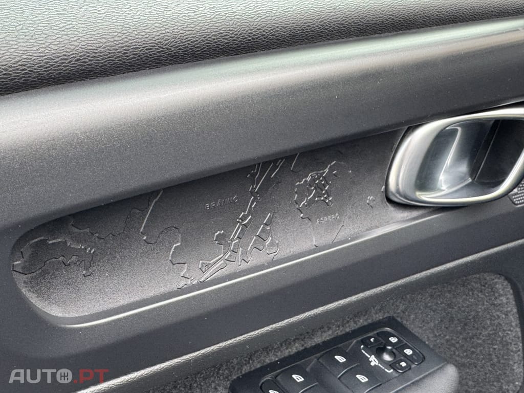 Volvo XC40 Recharge Plus