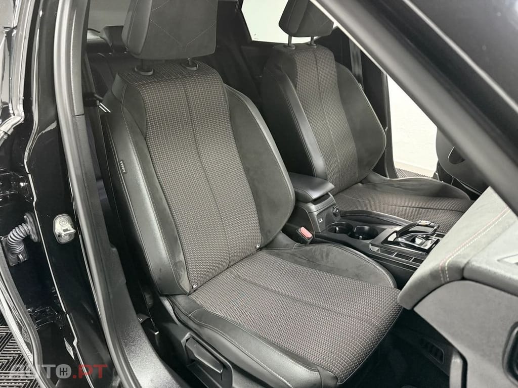DS DS3 Crossback E-Tense Performance Line