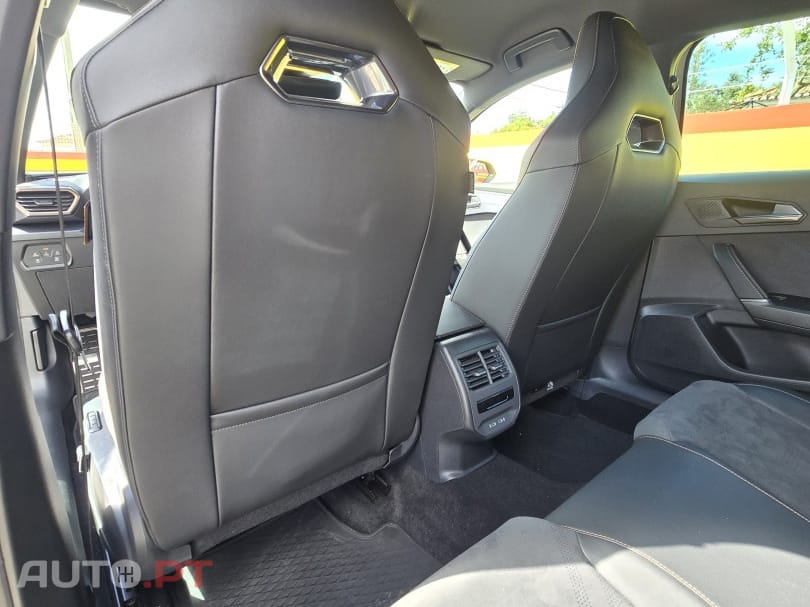 Cupra Leon 1.5 eTSI MID DSG