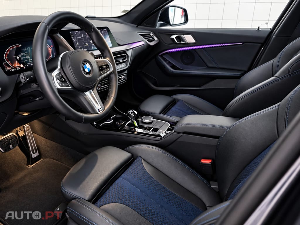BMW 116 d Pack Desportivo M Auto