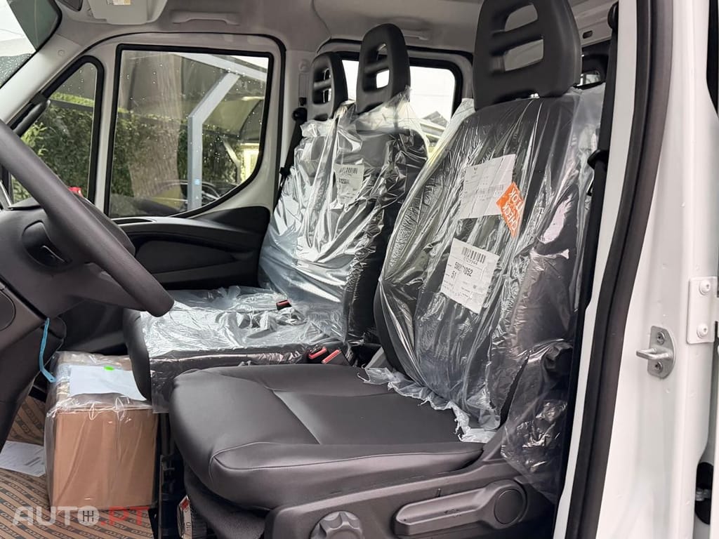Iveco Daily 3.0 - 180 CV  7 LUGARES