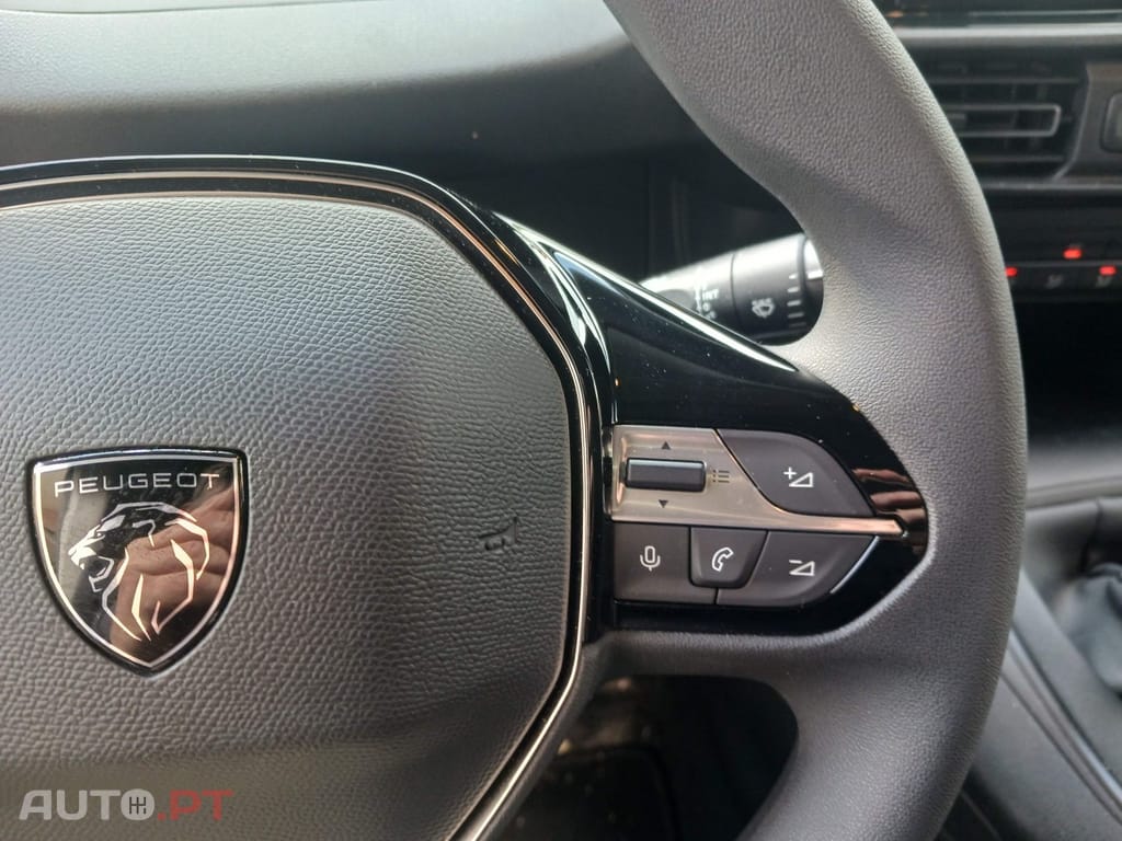 Peugeot Partner 1.5 BlueHDi Pemium Longa