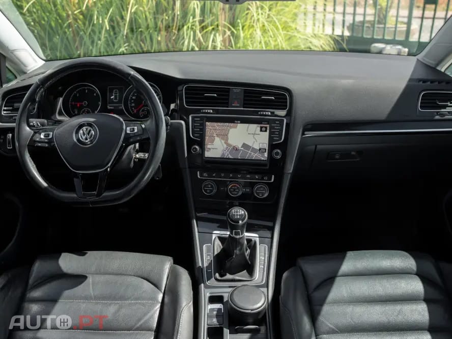 Volkswagen Golf 1.6 TDi Highline