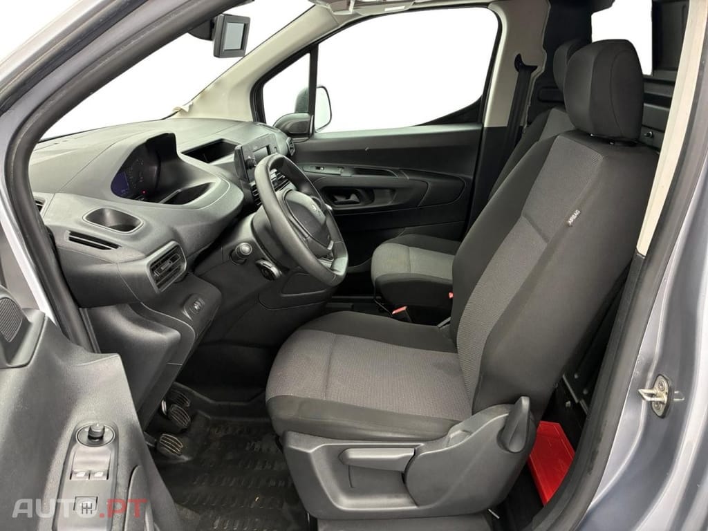 Peugeot Partner 1.5 BlueHDi Premium Longa