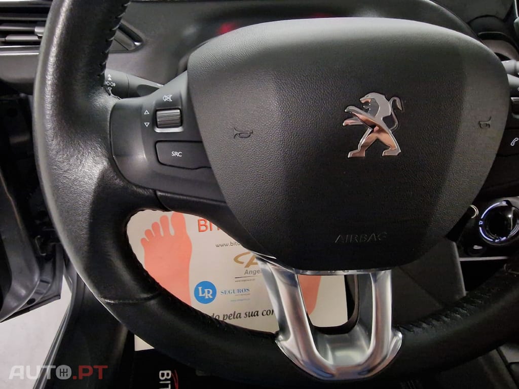 Peugeot 208 1.5 BLUEHDI 102CV SIGNATURE GPS CAMARA TRASEIRA