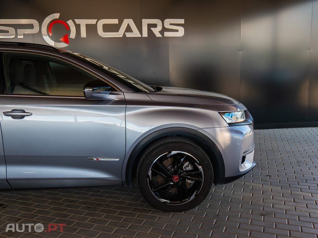 DS DS7 Crossback E-Tense Performance Line EAT8