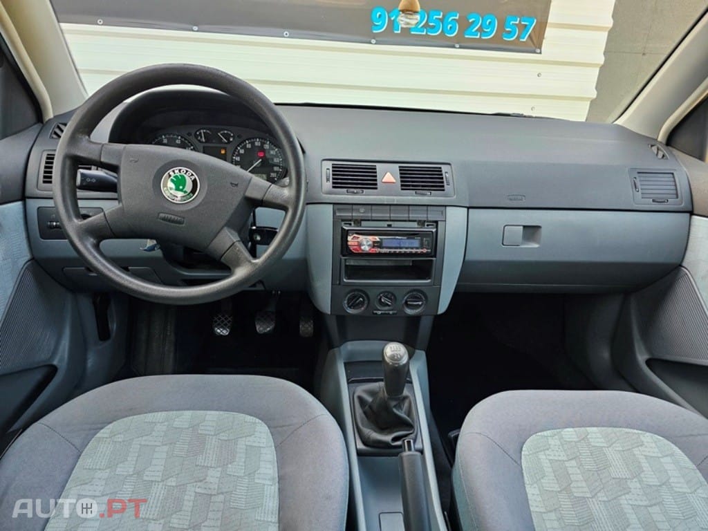 Skoda Fabia 1.4 Comfort AC