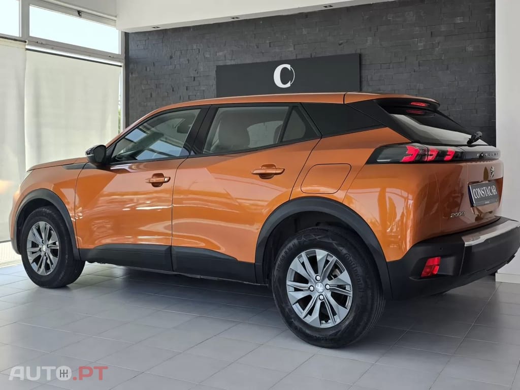 Peugeot 2008 1.2 PureTech Style
