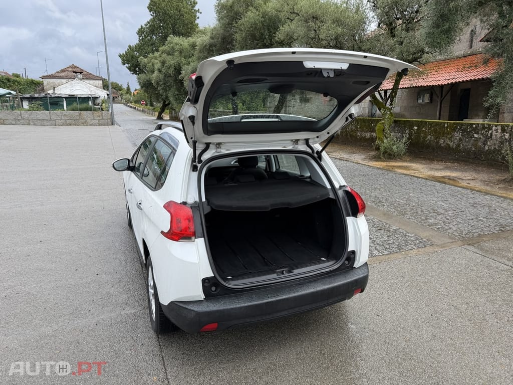 Peugeot 2008 PureTech 100 Active