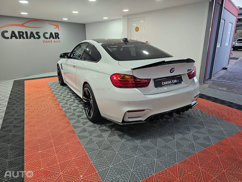BMW M4 DKG Auto