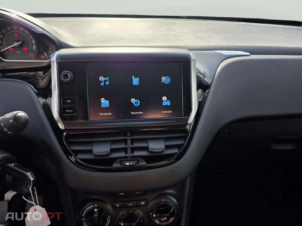 Peugeot 2008 1.2 PureTech Allure