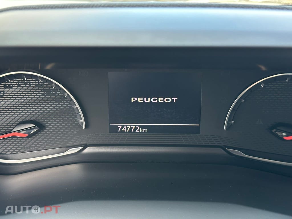 Peugeot 2008 1.5 BlueHDi Active Pack