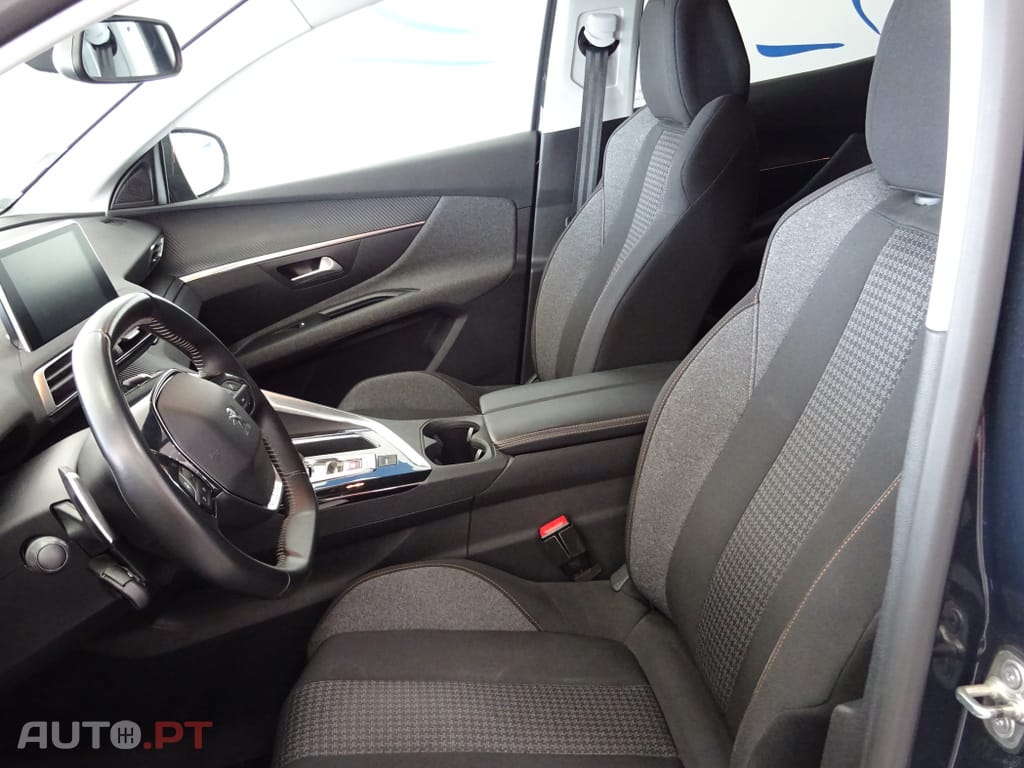 Peugeot 3008 1.5 BlueHDi Active EAT8