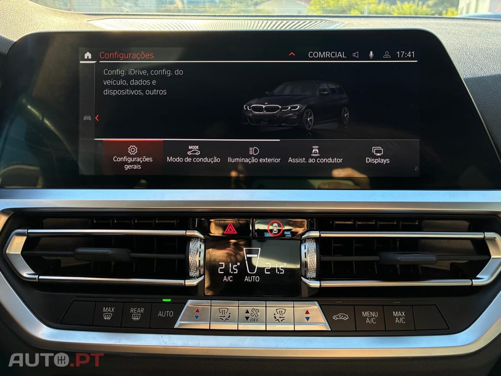 BMW 330 e Touring Pack M Auto — fotografia 29