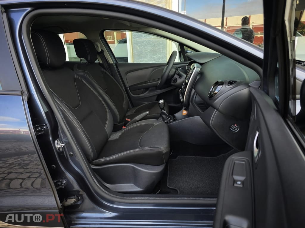 Renault Clio Sport Tourer 1.5 dCi Confort