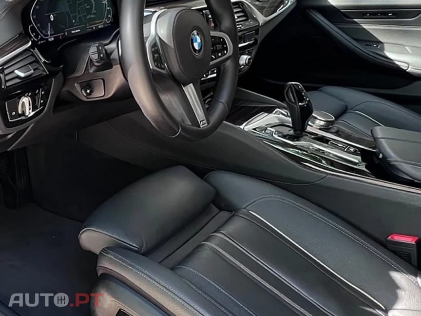 BMW 530 e Line Luxury