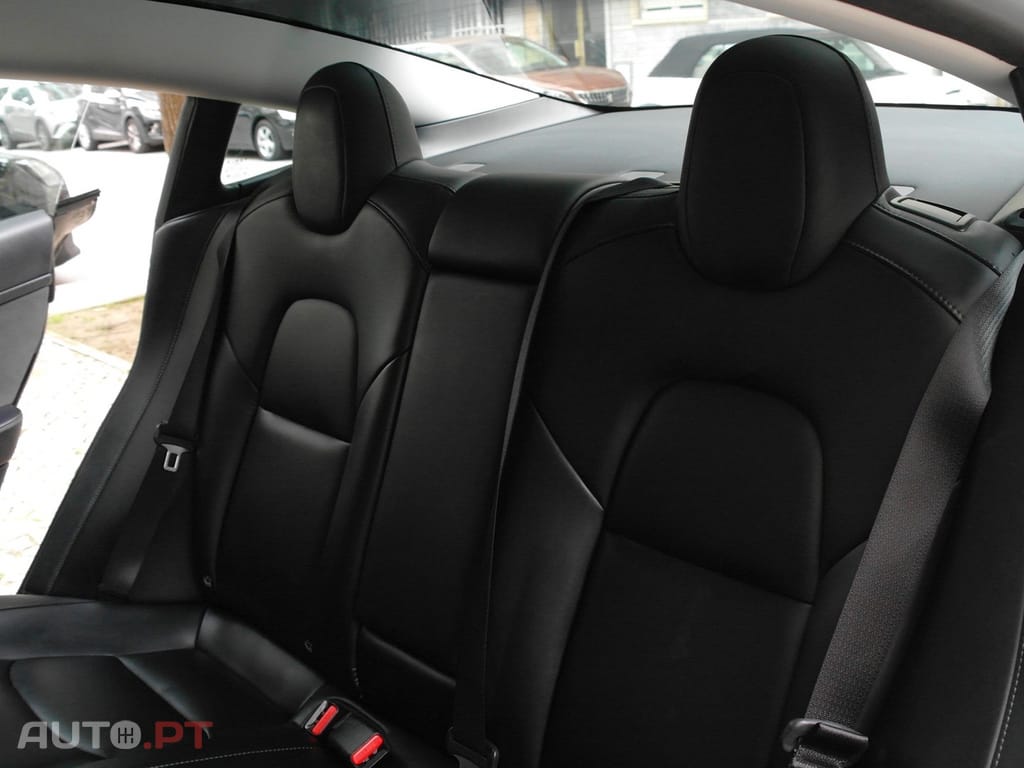 Tesla Model 3 Long Range Tração Traseira