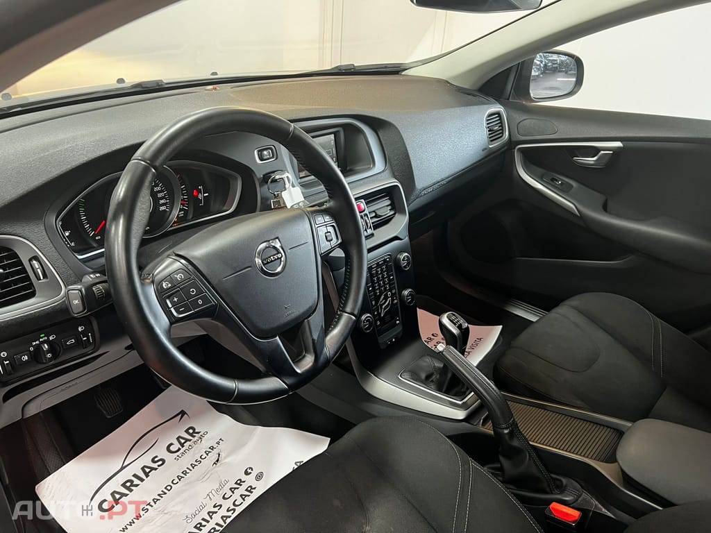 Volvo V40 Cross Country 2.0 D2 Summum