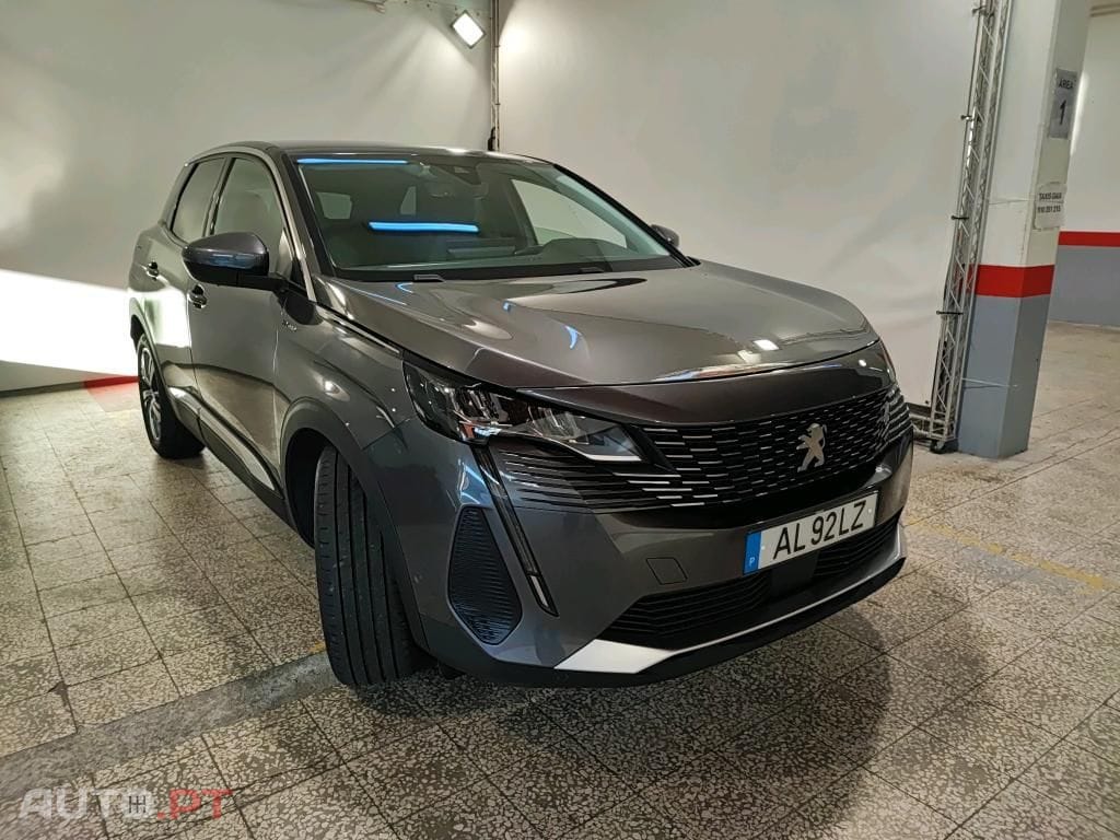 Peugeot 3008 1.6 Hybrid Allure e-EAT8