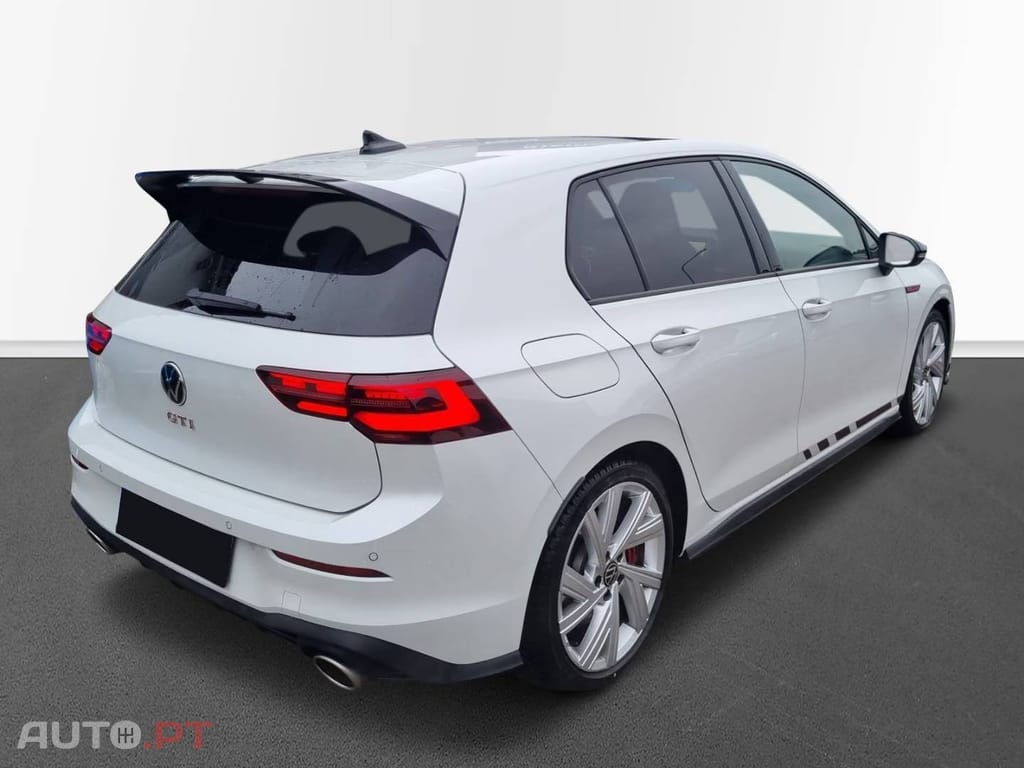 Volkswagen Golf 2.0 TSI GTI ClubSport Black Style DSG