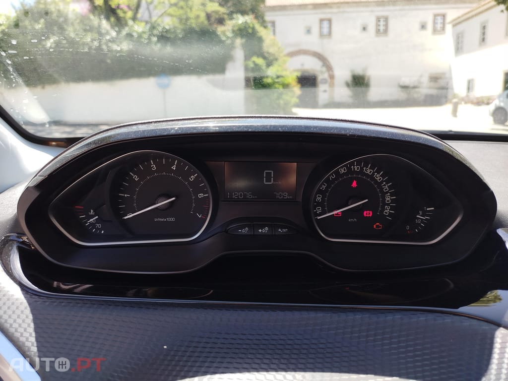 Peugeot 208 Style 1.2 Puretech
