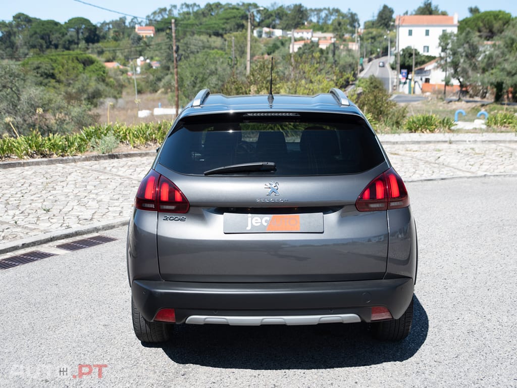 Peugeot 2008 1.2 PureTech Allure EAT6
