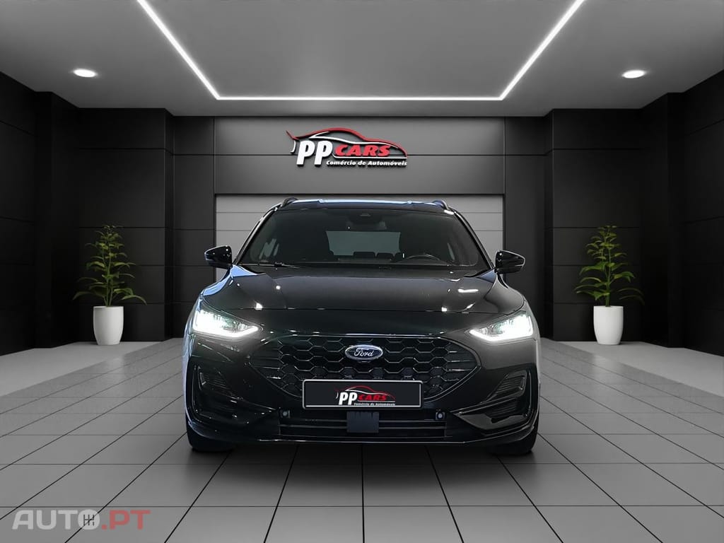 Ford Focus SW 1.0 EcoBoost MHEV ST-Line X