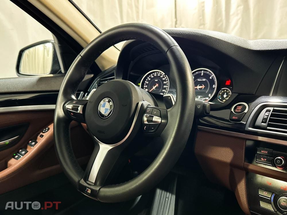 BMW 520 d Pack Desportivo M Auto