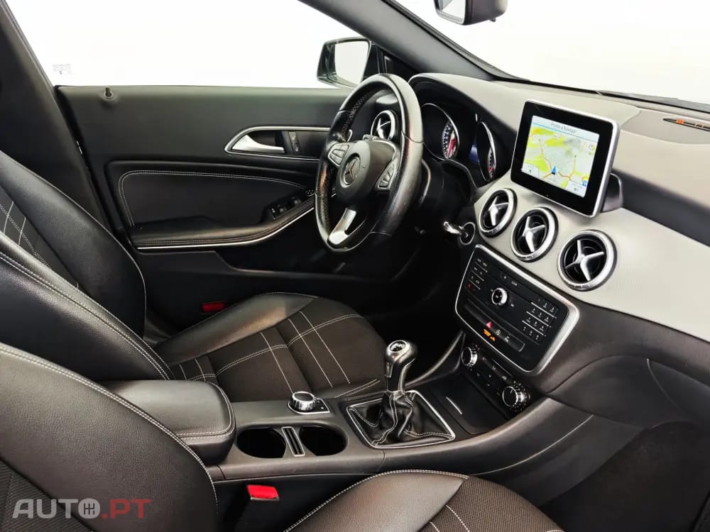 Mercedes-Benz CLA 200 d Shooting Brake Urban