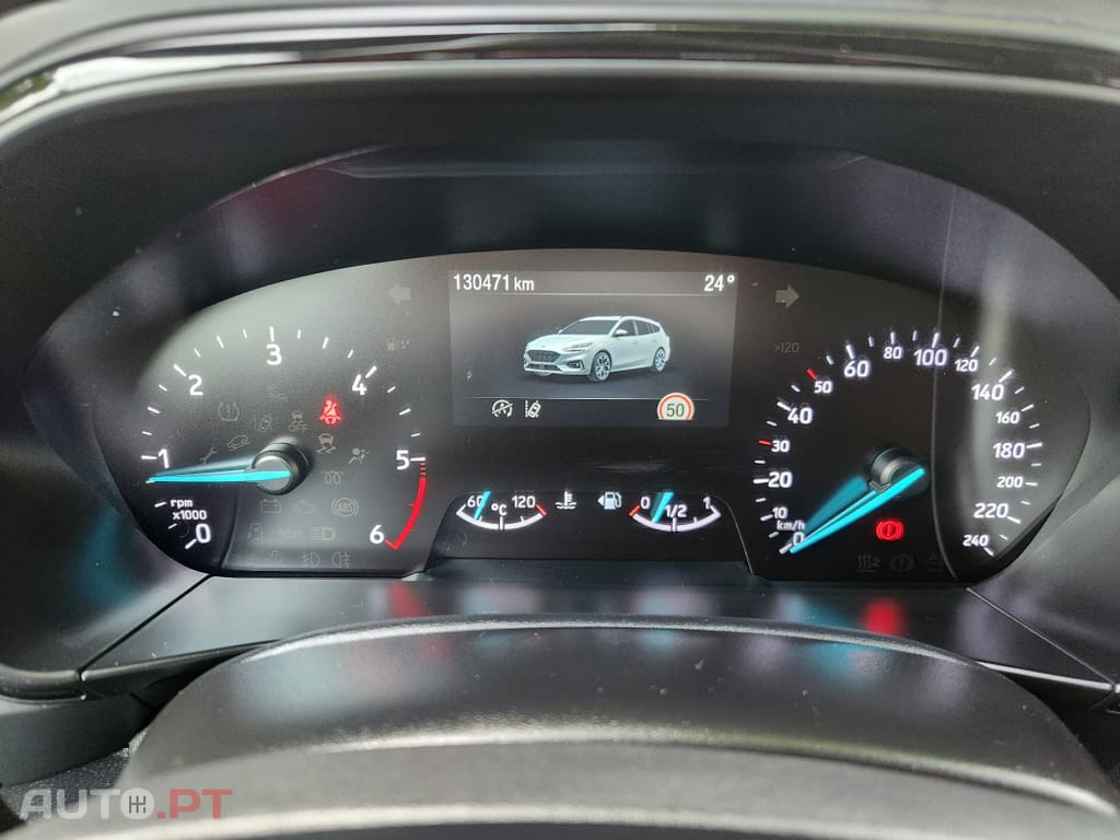 Ford Focus SW 1.5 TDCi EcoBlue ST-Line