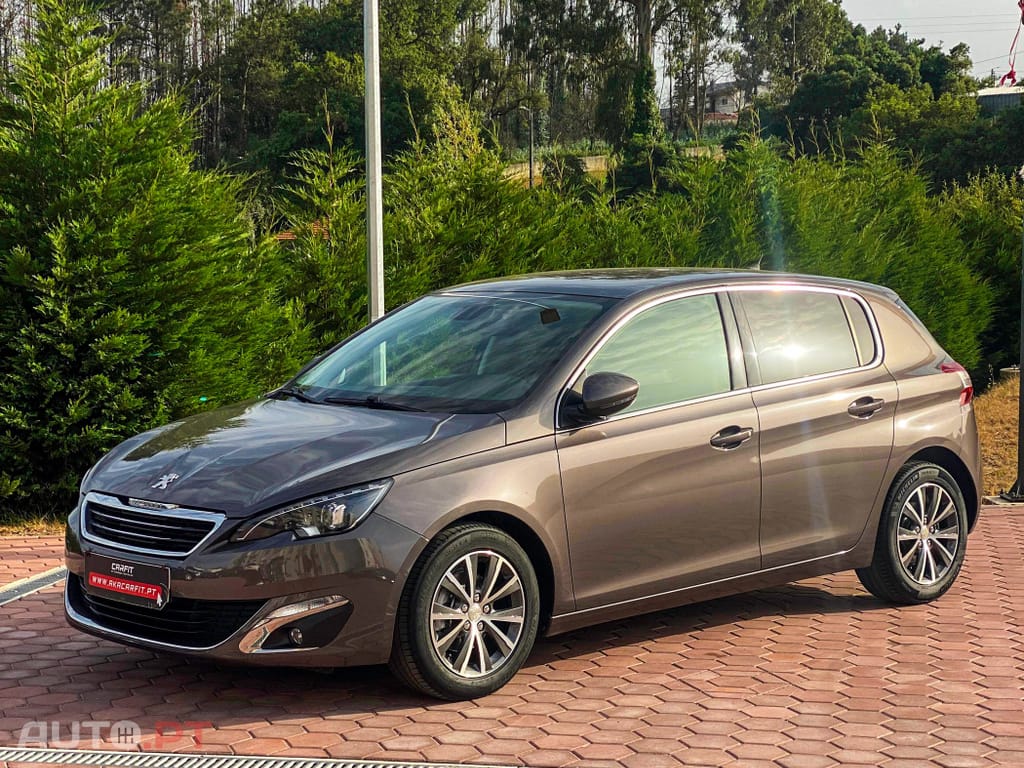 Peugeot 308 1.6 e-HDi Allure J17