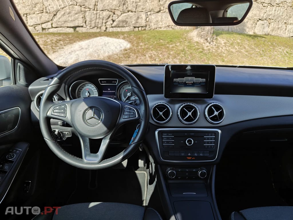 Mercedes-Benz GLA 180 1.5 Dci