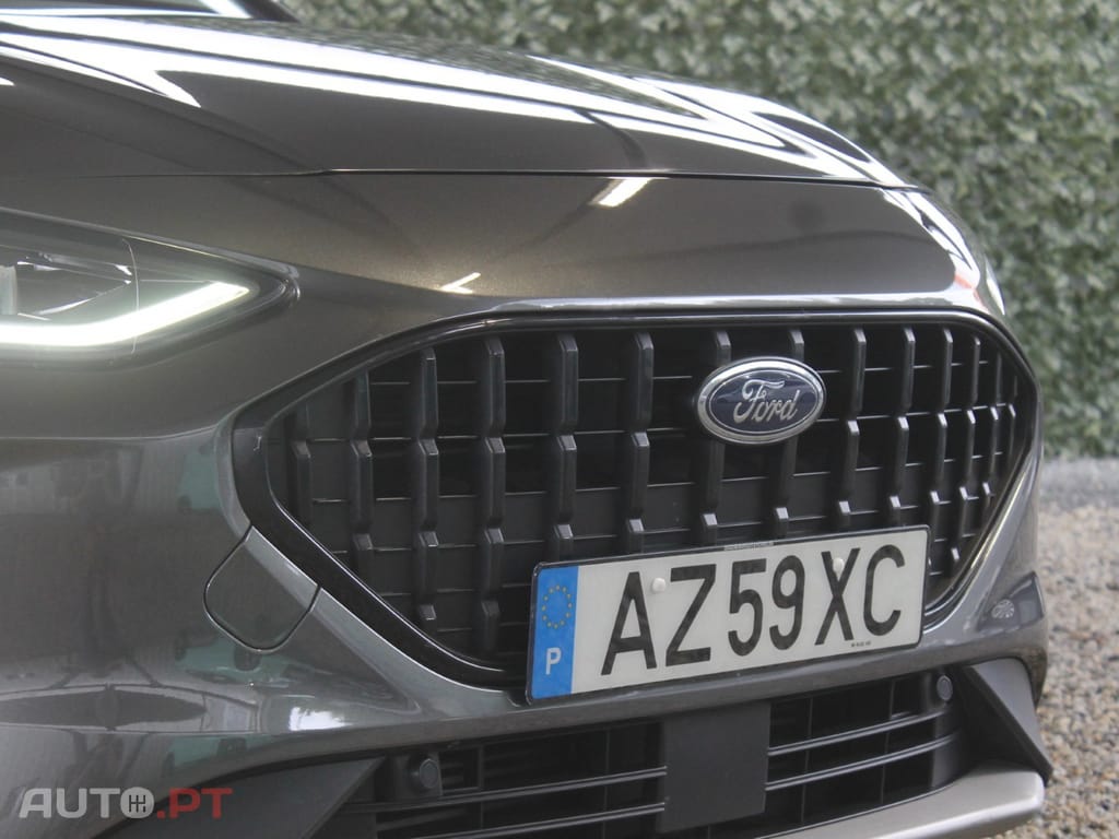 Ford Focus 1.0 EcoBoost MHEV Active X