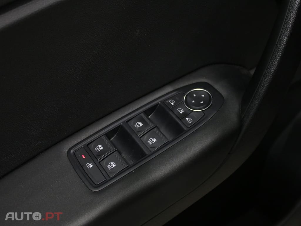 Renault Captur 1.0 TCe Equilibre Bi-Fuel