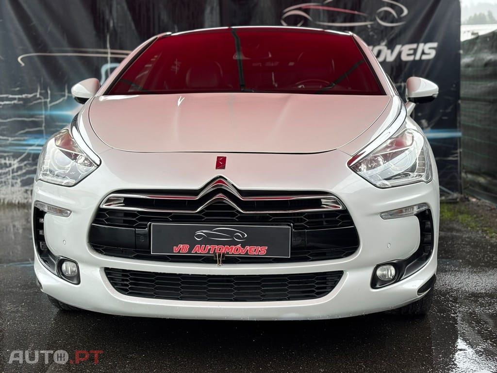 Citroen DS5 2.0 HDi Hybrid4 So Chic CMP6 88g