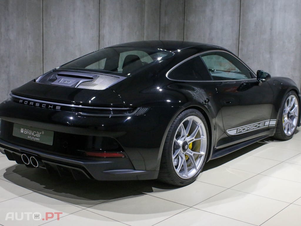 Porsche 992 GT3 Touring Package