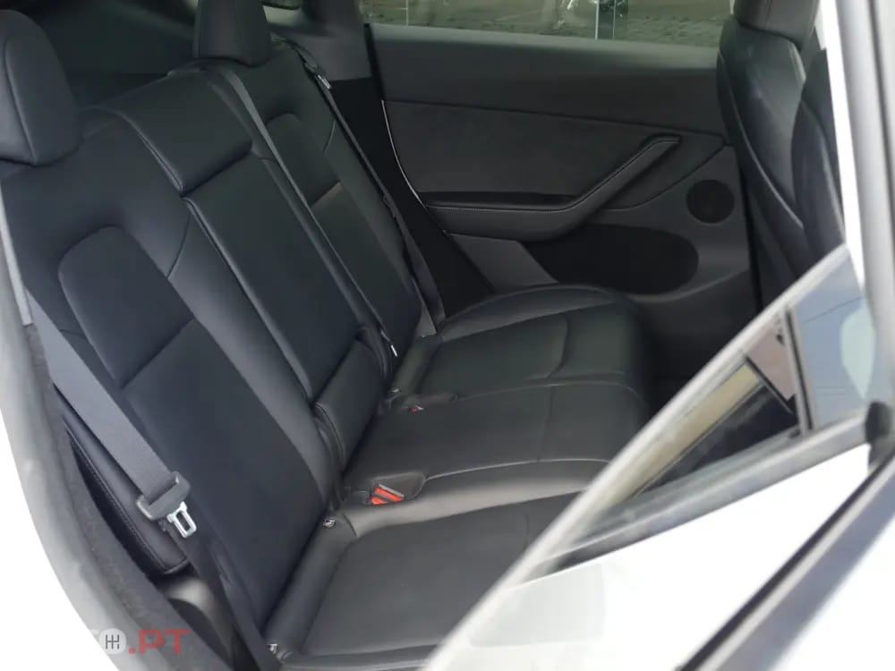 Tesla Model Y Tração Traseira