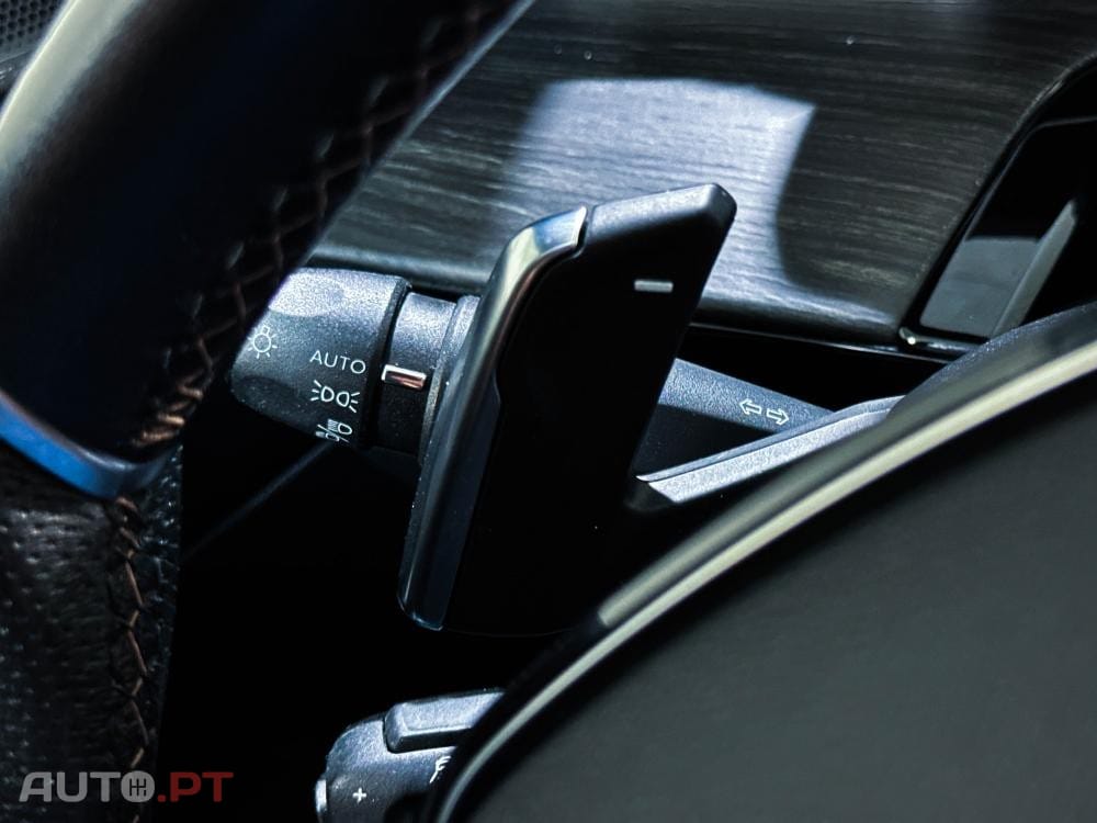 Peugeot 508 SW e-EAT8 225