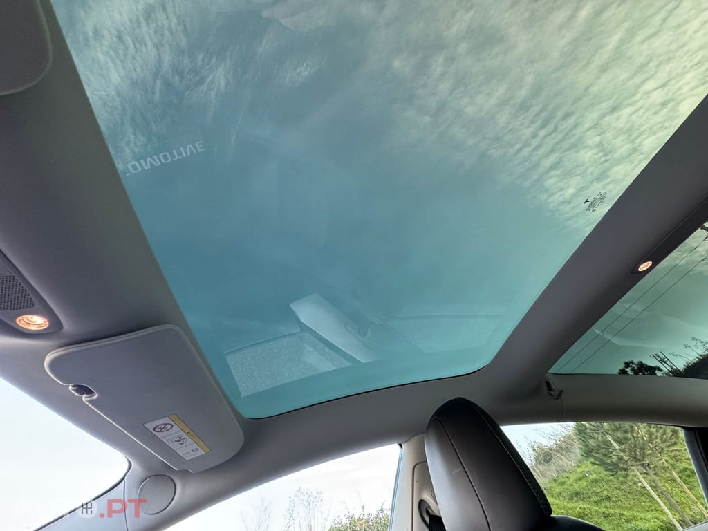 Tesla Model 3 Long-Range Dual Motor AWD