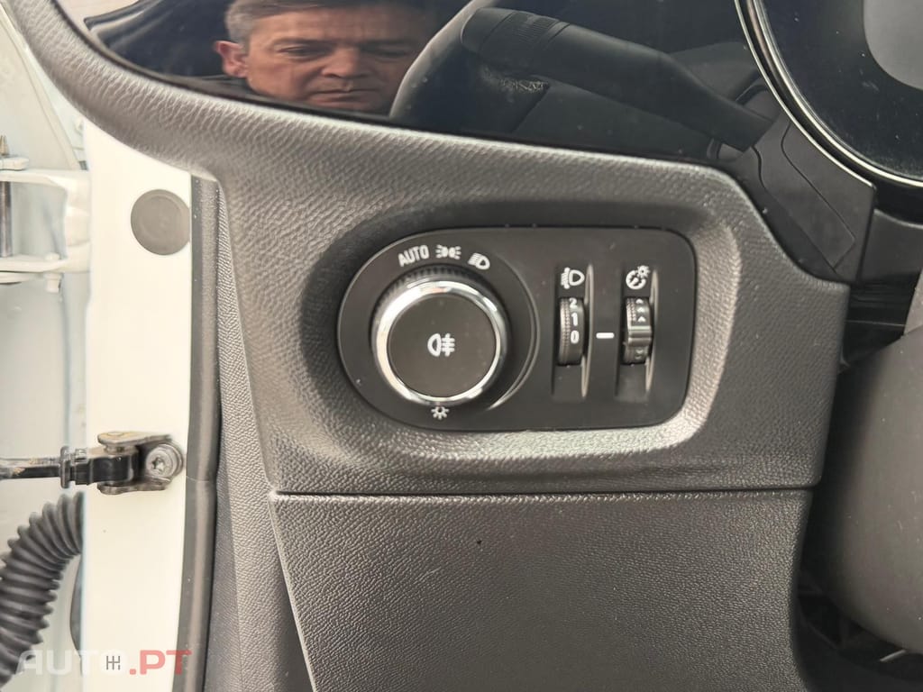 Opel Corsa 1.5 D Elegance