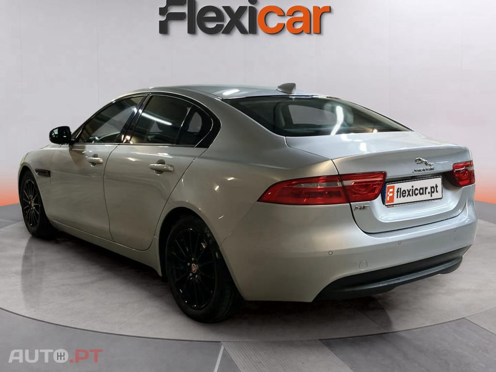 Jaguar XE 2.0 Diesel Pure