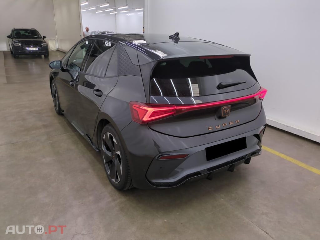 Cupra Born 77 kWh e-Boost Plus